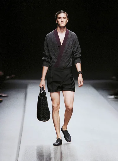 Look 32